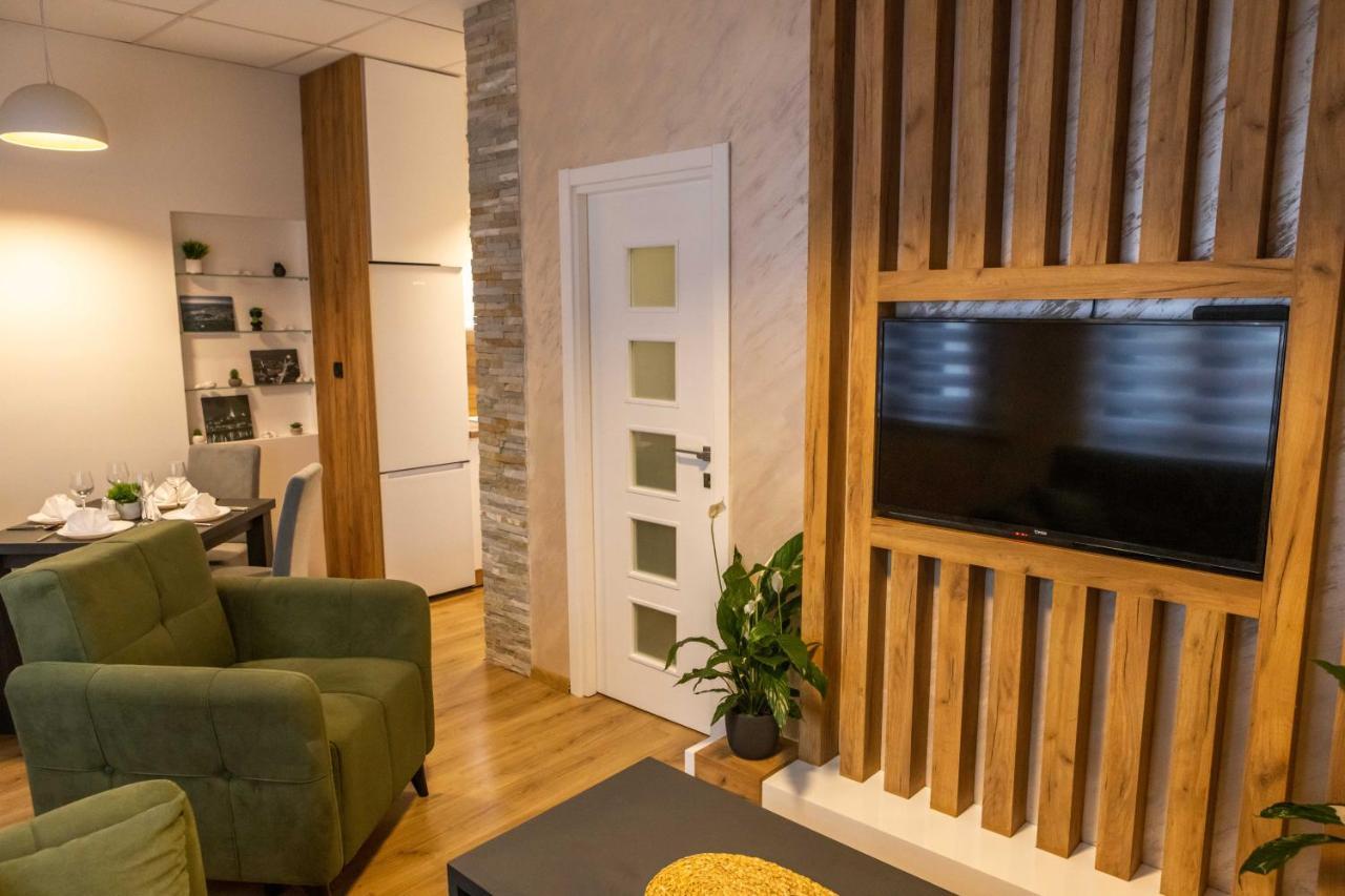 Rubikon Free Parking Apartmani Dusanovac 외부 사진